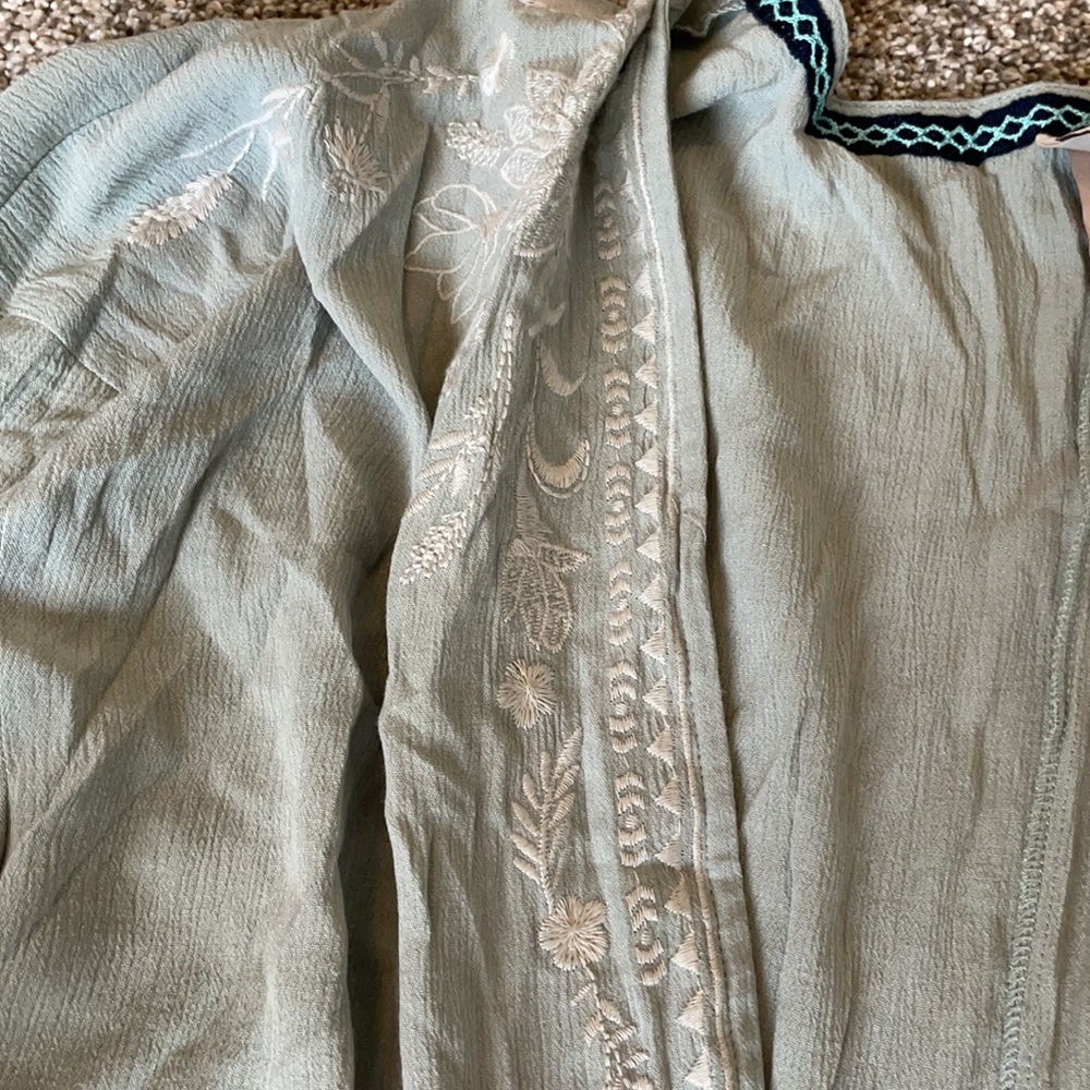 Cardigan - Picture 2 of 3